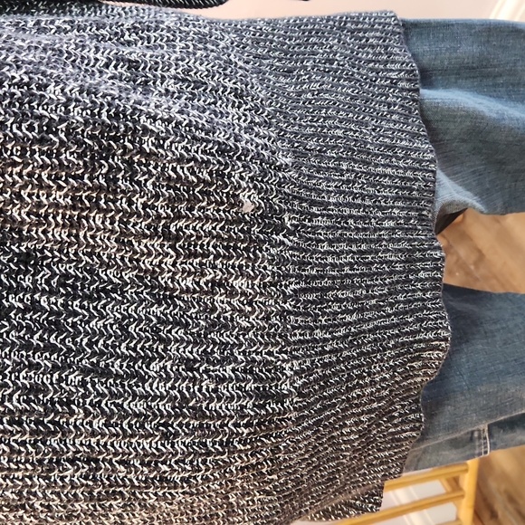 Ellen Tracy black marled sweater L knit crewneck hi lo hem black white comfy - Picture 9 of 14